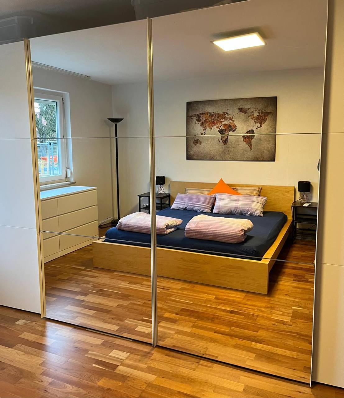 Gemuetliche 3 Zimmer Wohnung Mit Grosszuegiger Terrasse Im Gruenen Reutlingen Buitenkant foto