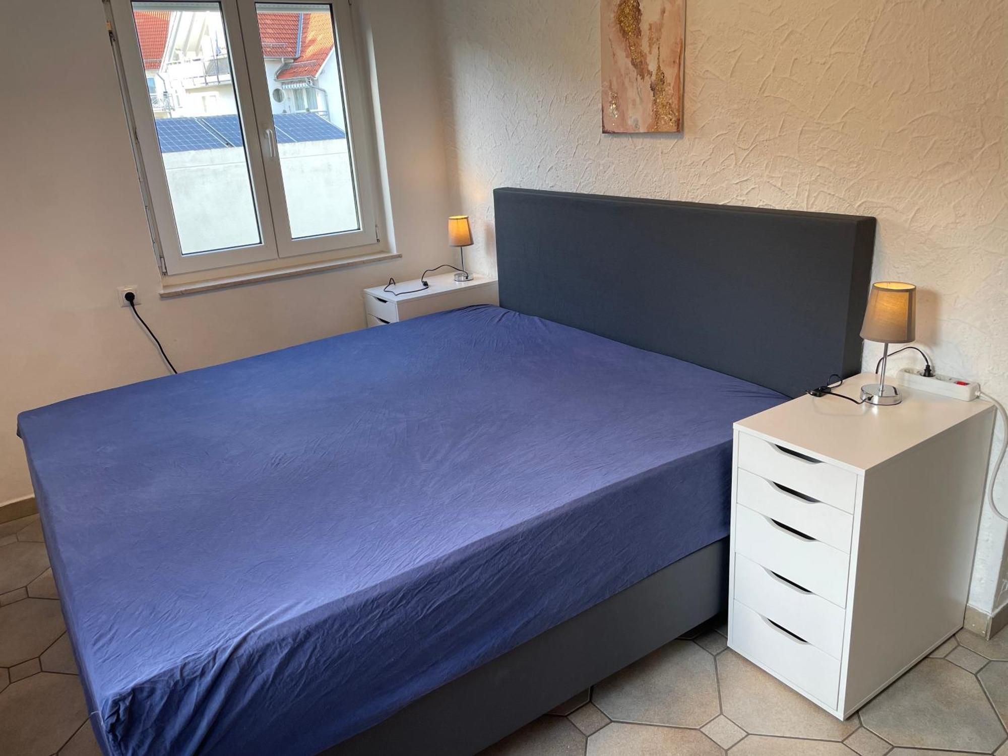 Gemuetliche 3 Zimmer Wohnung Mit Grosszuegiger Terrasse Im Gruenen Reutlingen Buitenkant foto